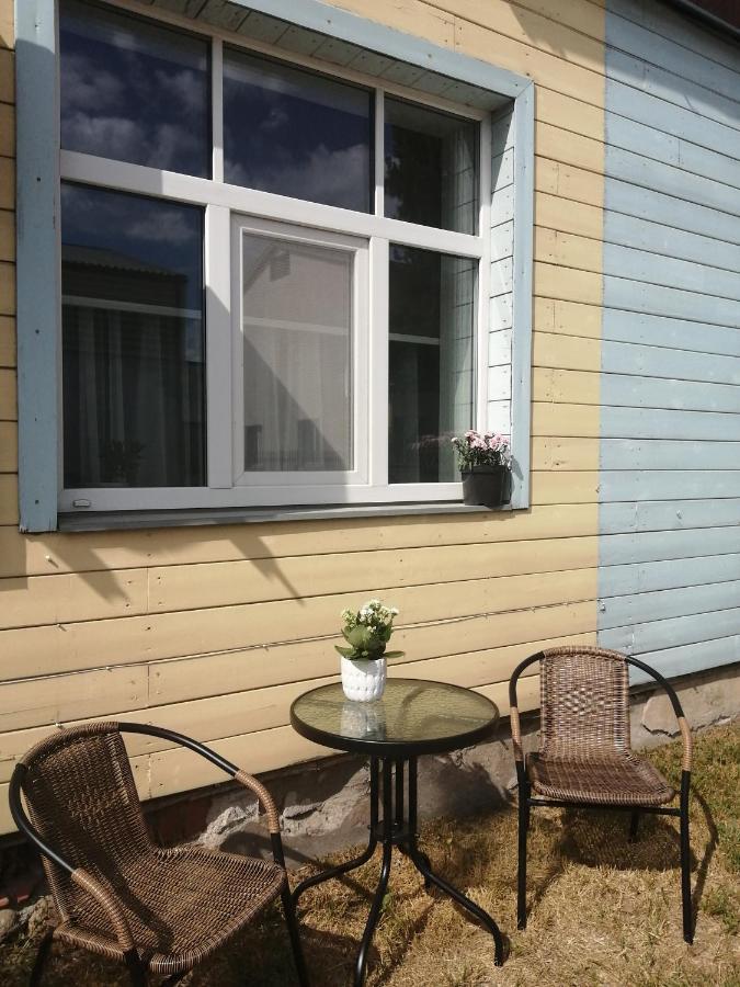 Apartamenti Miera Osta Liepaja Exterior photo